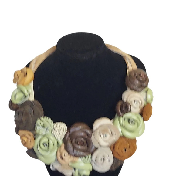 Artisan Leather Suede Floral Choker Green Brown Tan Flowers Magnetic Closure - Picture 2 of 14